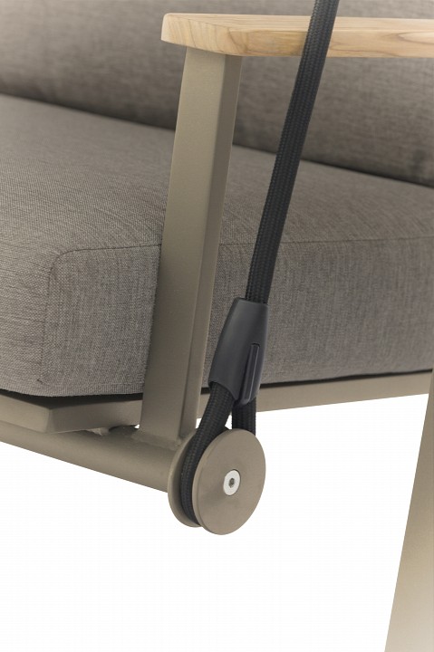 Качели с тентом трехместные malmo