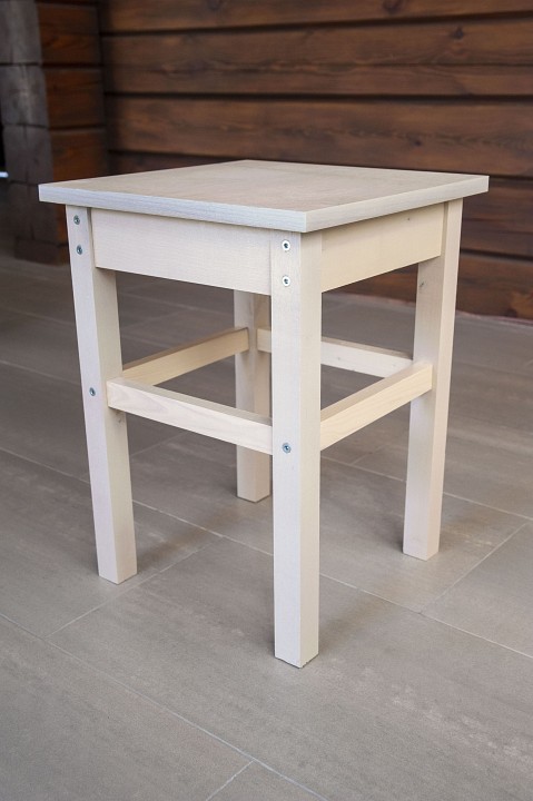 Табурет прямая нога массив