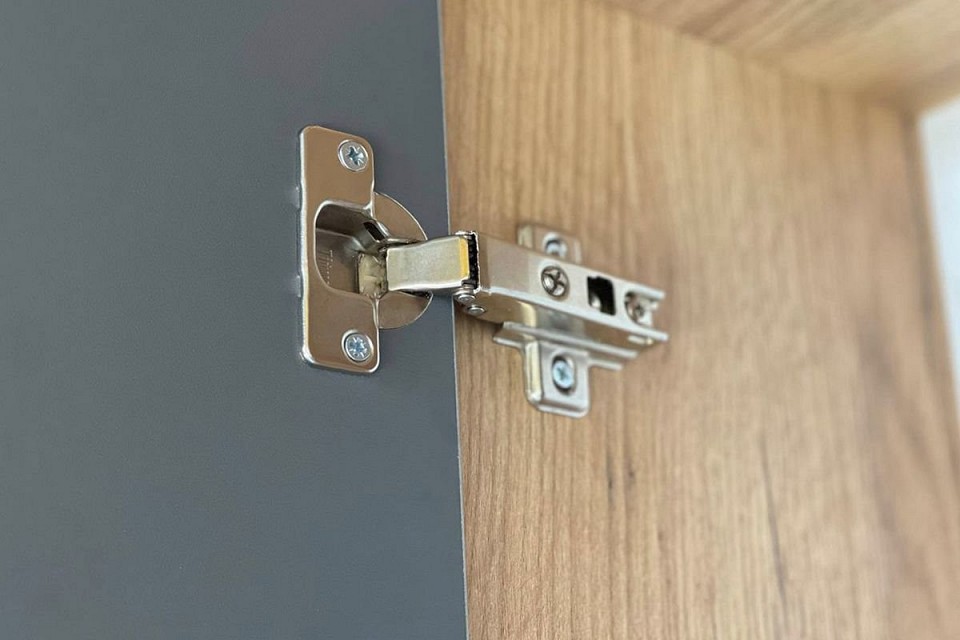 Шкаф платяной Бери