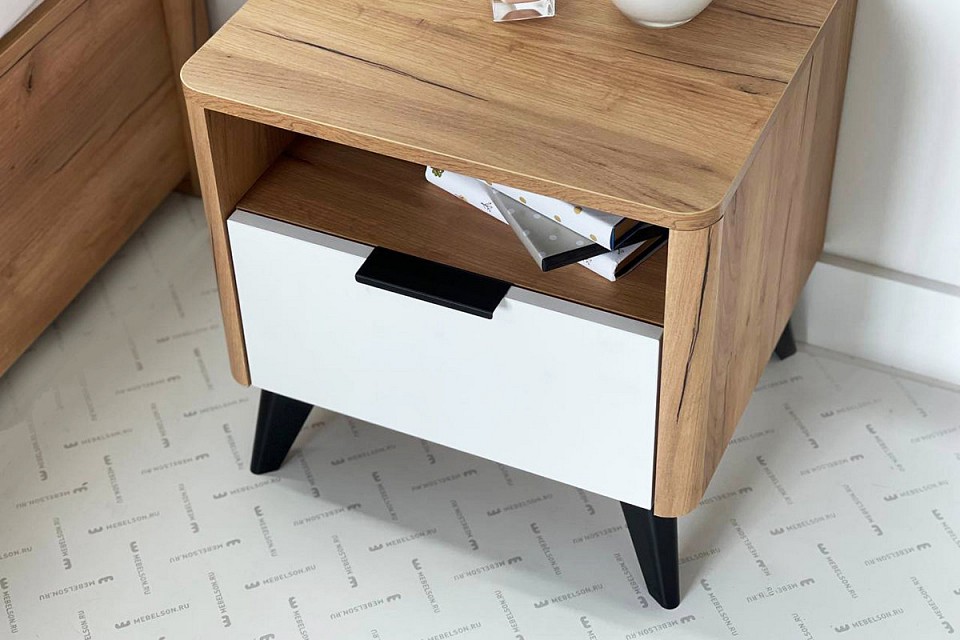 Тумбочка Адам