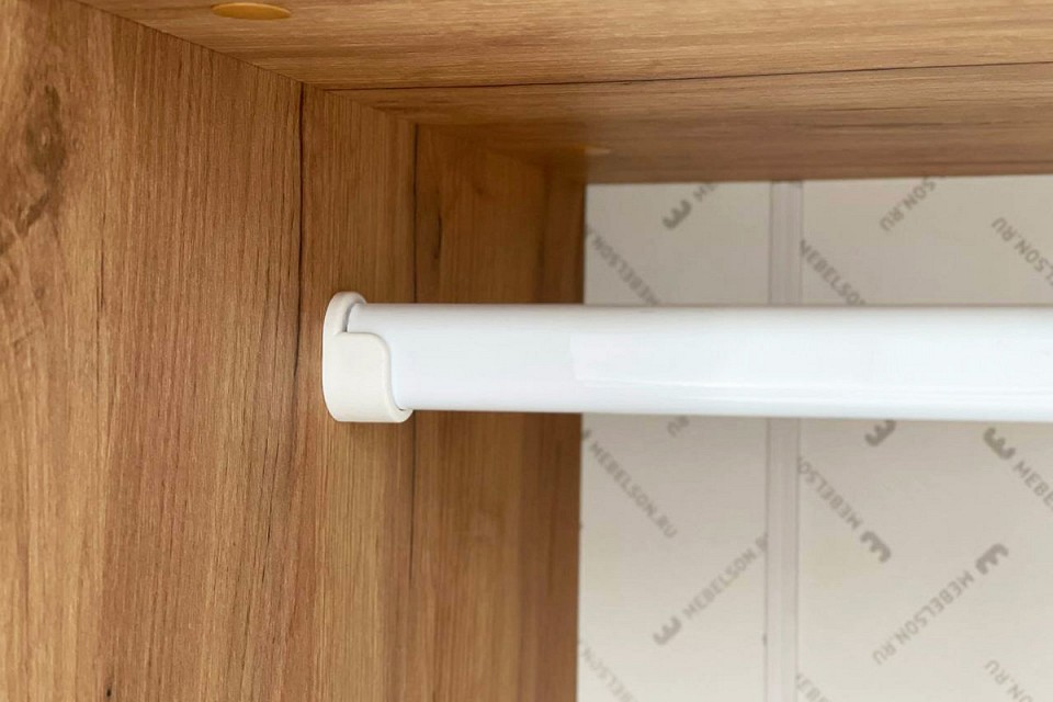 Шкаф платяной Адам