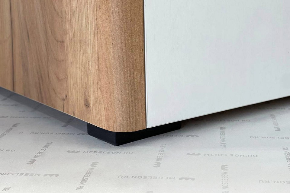 Шкаф платяной Адам