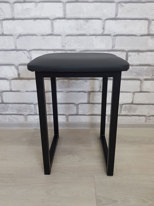 Табурет Саен