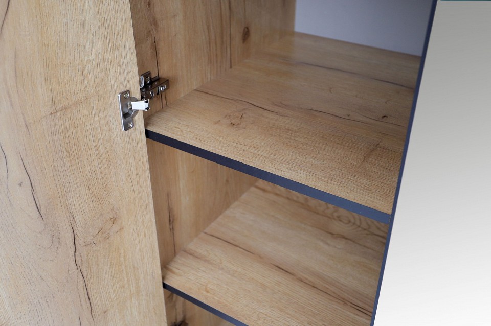 Шкаф платяной Лофт-3