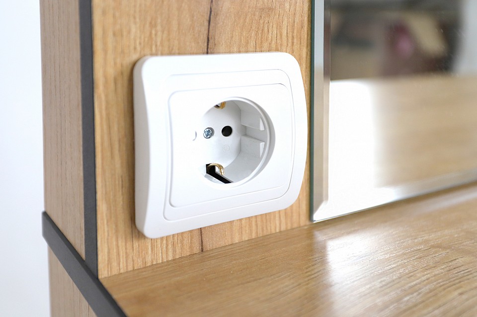 Стол туалетный Берген 2