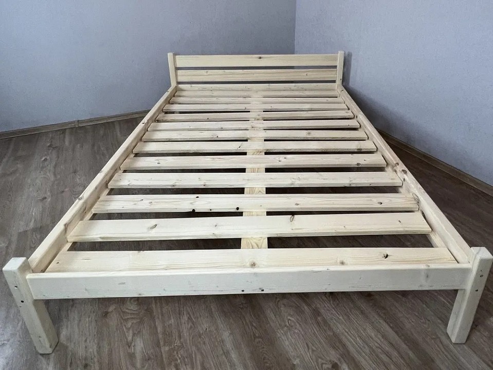 Кровать двуспальная Классика 2000x1800